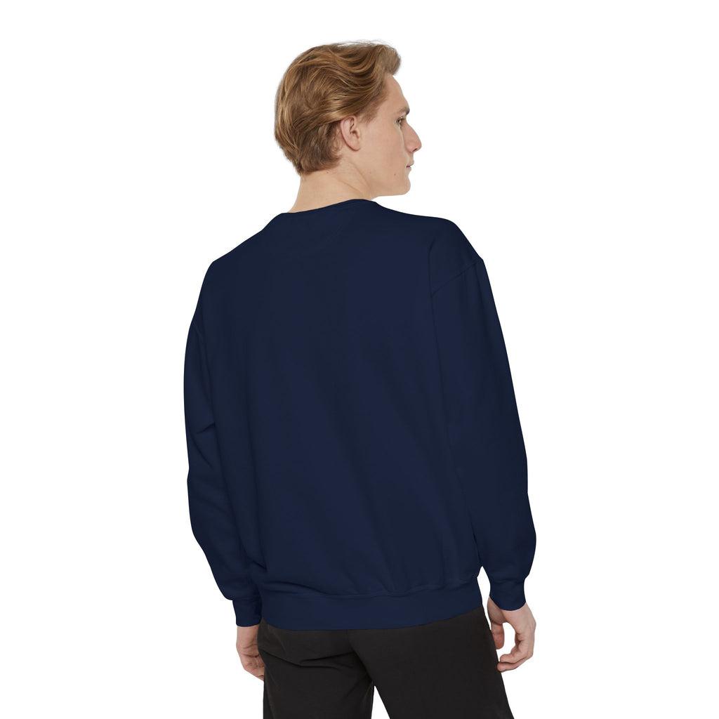 Alien Peeking Graphic Sweatshirt – Green Extraterrestrial Crewneck