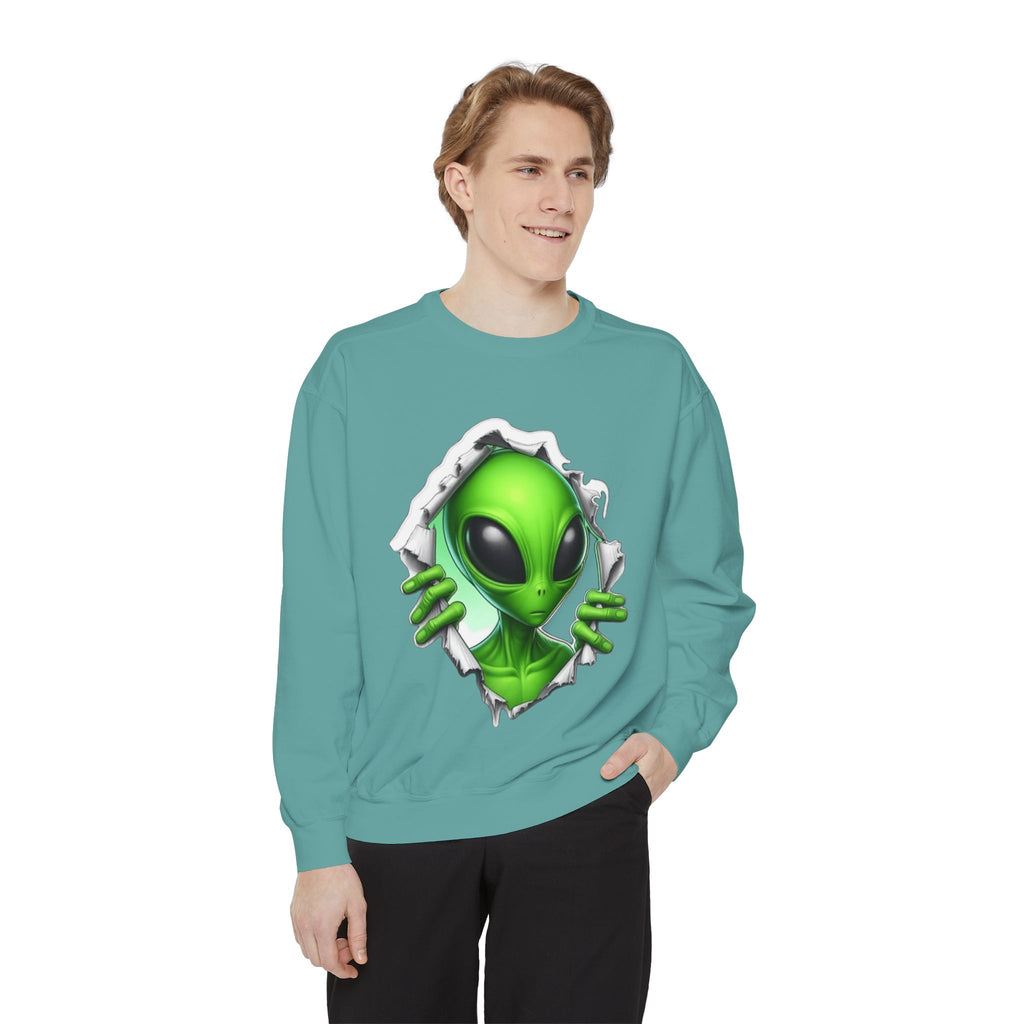 Alien Peeking Graphic Sweatshirt – Green Extraterrestrial Crewneck