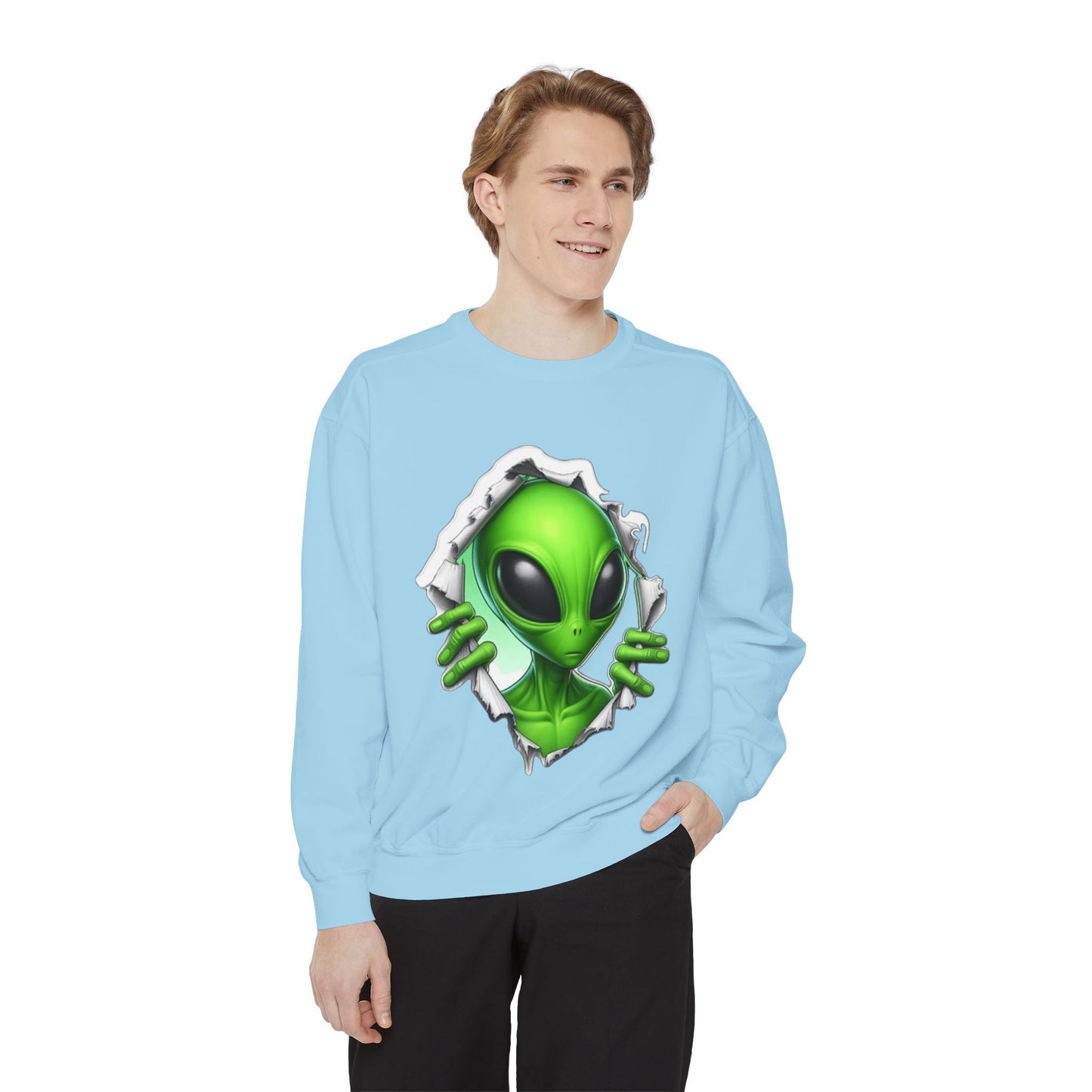 Alien Peeking Graphic Sweatshirt – Green Extraterrestrial Crewneck