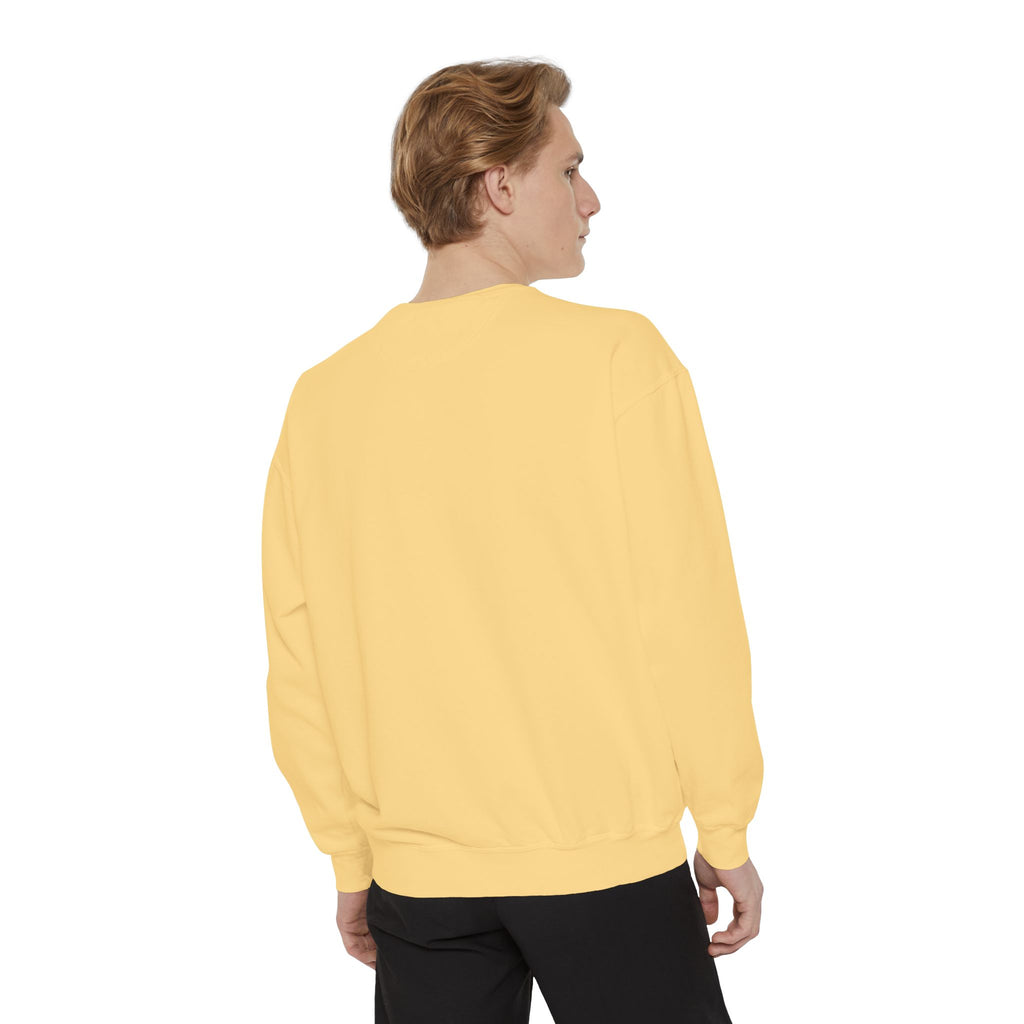 Alien Peeking Graphic Sweatshirt – Green Extraterrestrial Crewneck