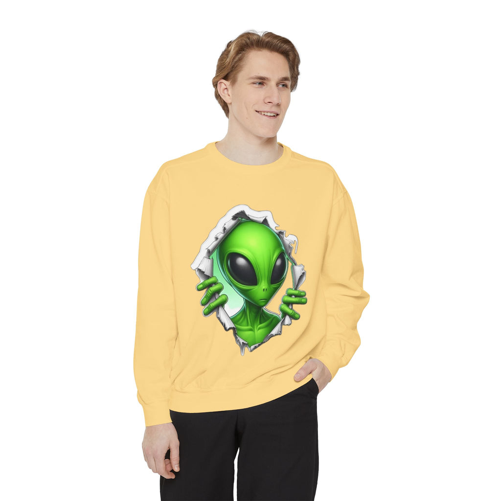 Alien Peeking Graphic Sweatshirt – Green Extraterrestrial Crewneck